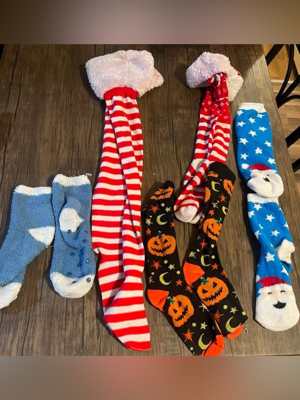 Women's Halloween Pumpkin Print Cozy Crew Socks - Black & Orange